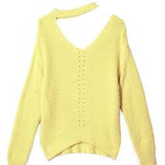 𝅺⭐️nwt EASE ART Off Shoulder Loose Fuzzy Sweater⭐️ - Picture 3 of 6